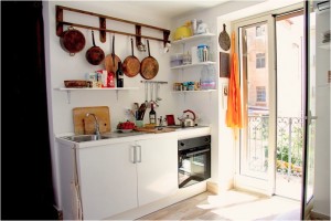 KITCHEN AREA 